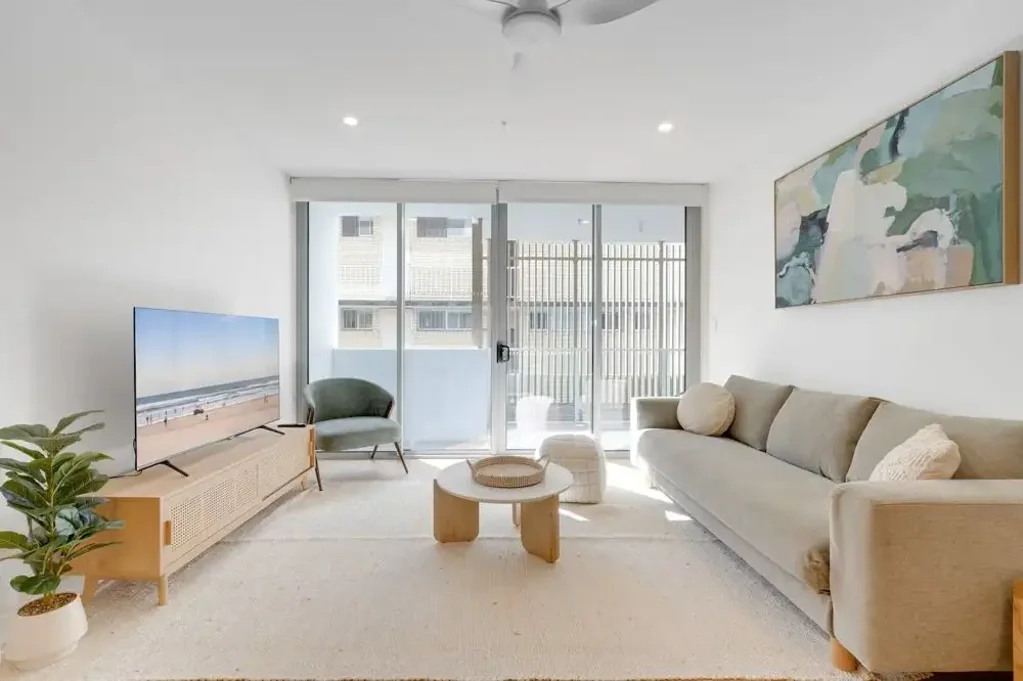204/141 Musgrave Street, Coolangatta, QLD 4225