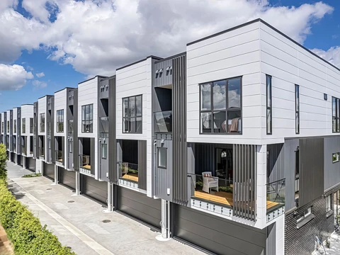 Epsom 4部屋 Mortgagee Sale in Epsom Double Grammer Zone