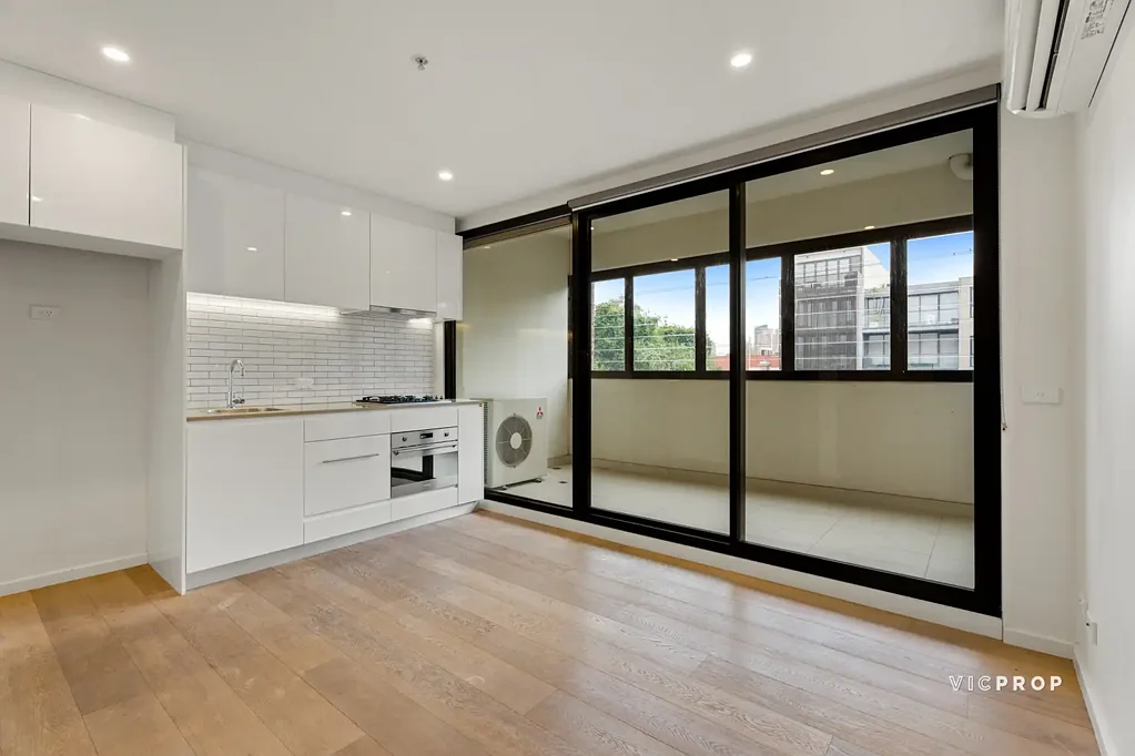 CONTEMPORARY LIVING IN THE HEART OF RICHMOND