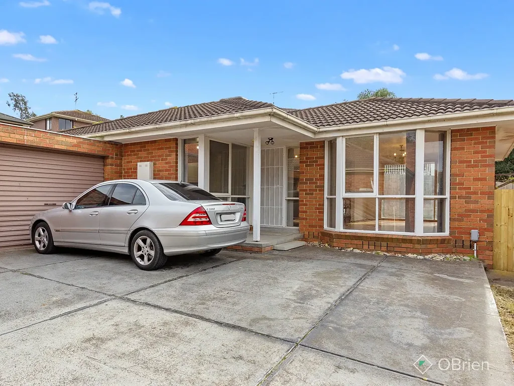 A Private, Elegantly Renovated Haven in One of Doncaster's Most Exclusive Pockets!
