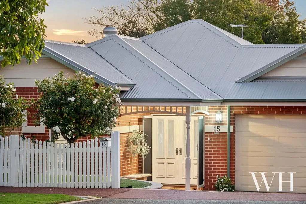 East Fremantle 4Habitaciones Contemporary Style & Family Elegance