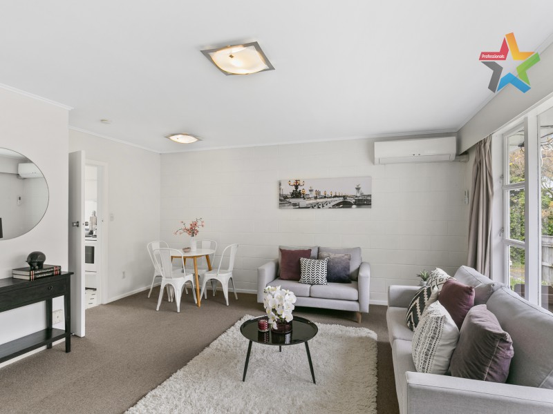 9 Ranelagh Terrace, Karori, Wellington, 2 Schlafzimmer, 2 Badezimmer