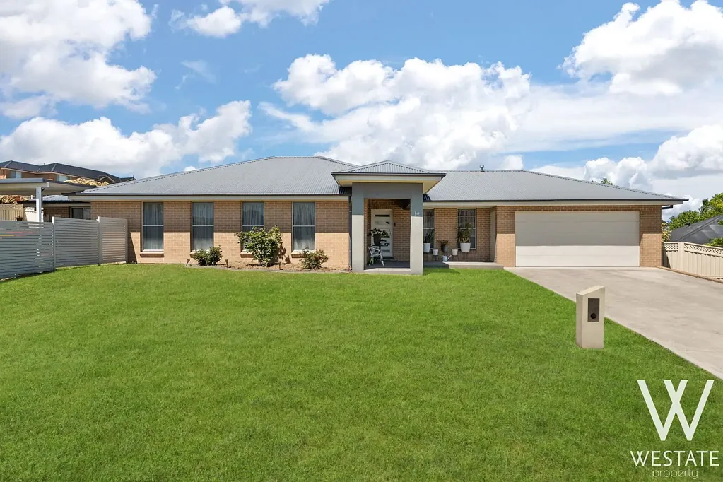 Kelso 3房  SPACE, COMFORT & INVESTMENT APPEAL - A SMART BUY IN KELSO!