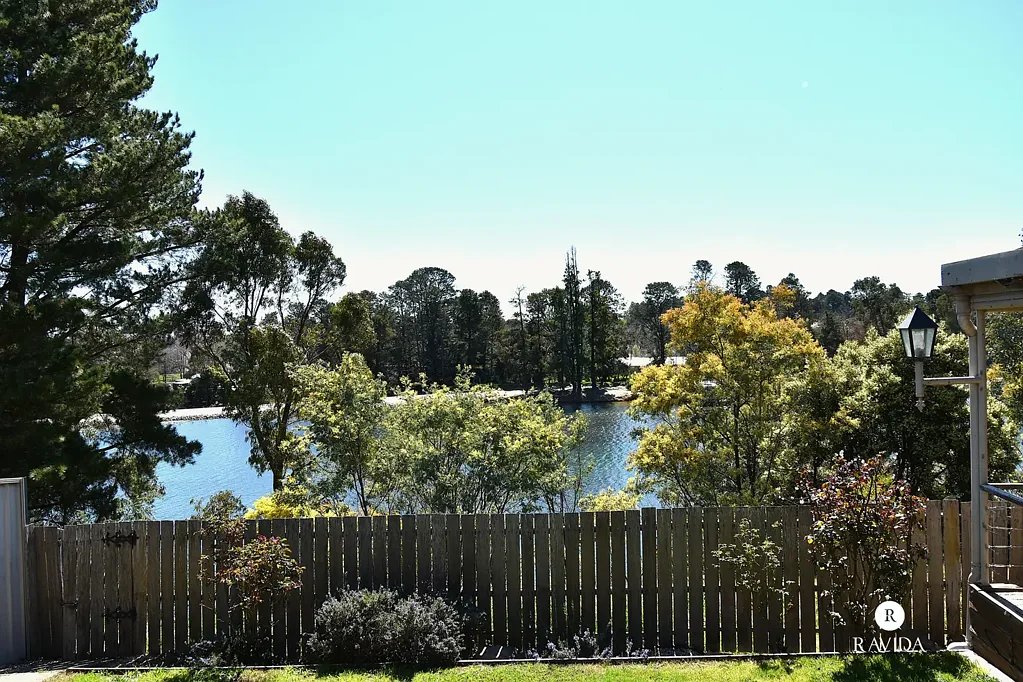 Beechworth 2ਬੈੱਡਰੂਮ Charming Cottage with Lakeside Views
