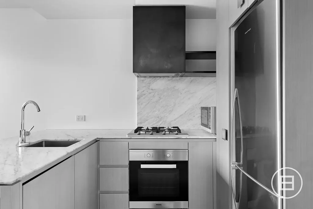 Collingwood 2chambre Expressions of Interest closing Tuesday 30th June at 1pm (unless sold prior)