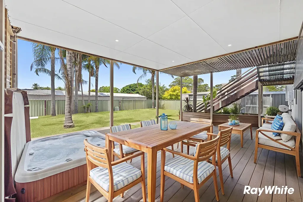 Sought-After Broulee Beauty