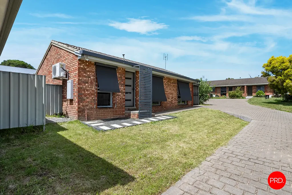 2/8 Tennyson Street, Quarry Hill, VIC 3550