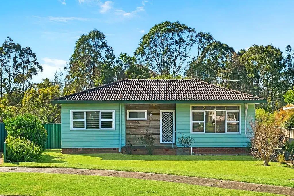 Lalor Park 3ਬੈੱਡਰੂਮ Renovate or Rebuild on 727sqm