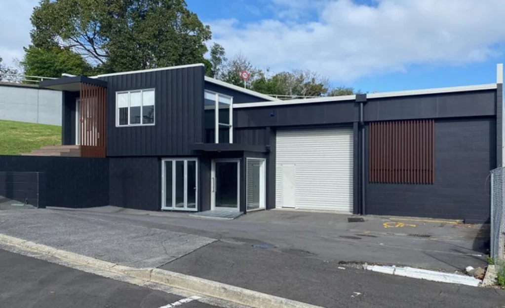Eden Terrace Refurbished Central Office / Warehouse