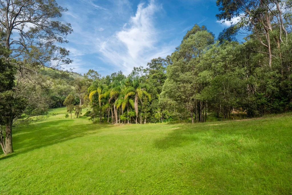 38 Gerara Court, Clagiraba, QLD 4211