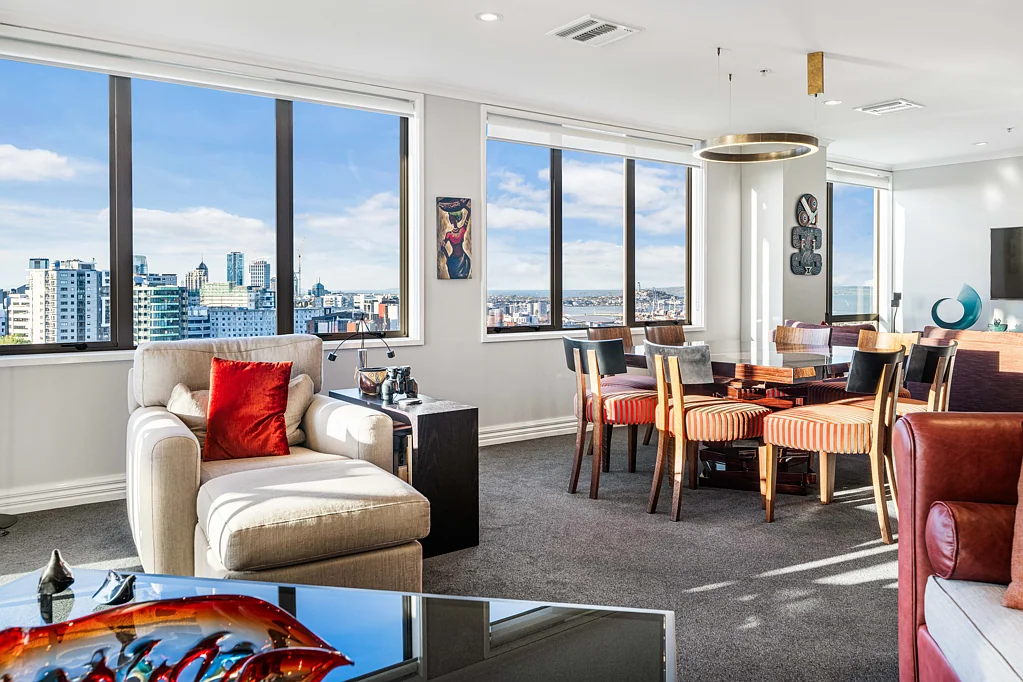 Grafton 3房  What a View! What a Deal!