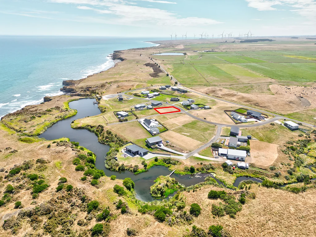 Waverley Dream Waipipi beach section