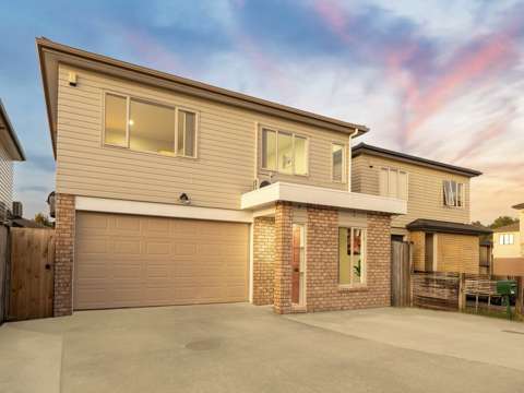 Flat Bush 4房  Solid 4 bedroom house next to Baverstock school!