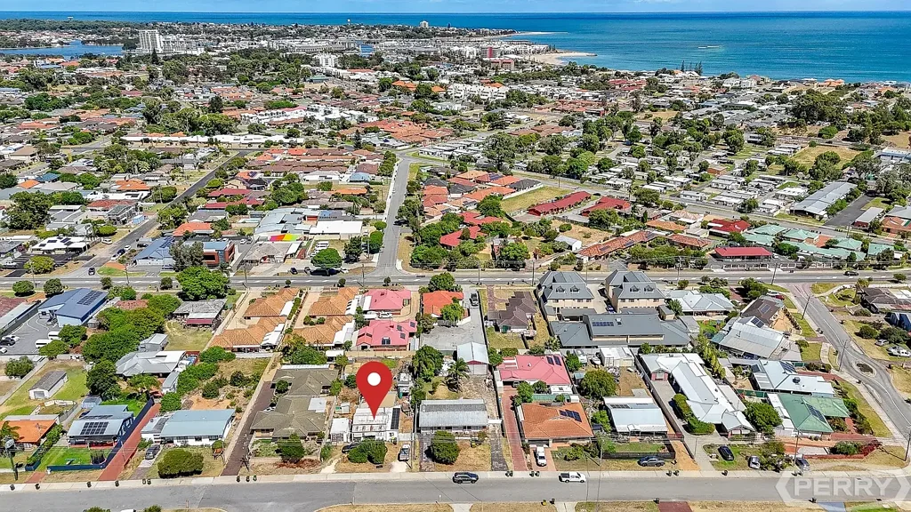 Mandurah 3Kwarto PRIMED FOR RESIDENTIAL DEVELOPMENT