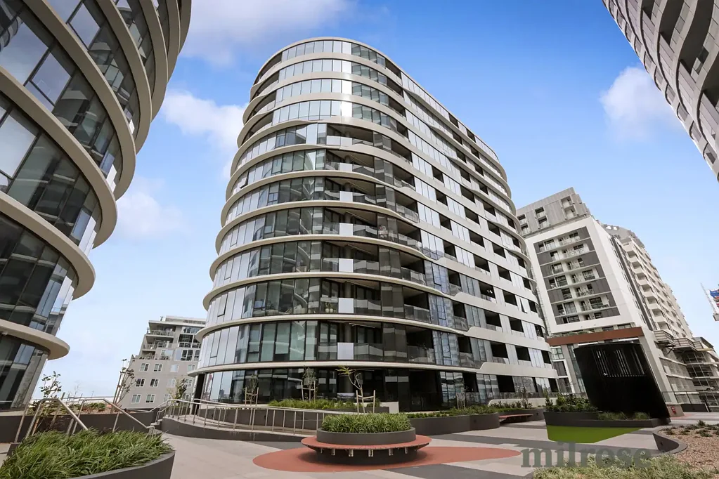 Modern Living in the Heart of Footscray – VICSQUARE Apartment