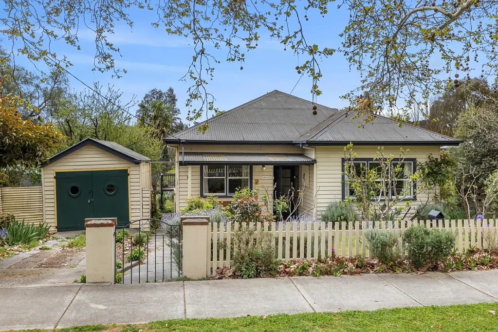 81 Bailey Street, Clunes, VIC 3370