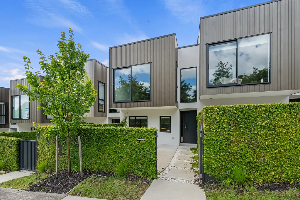 Bethlehem 3Zimmer In an avenue of fine homes