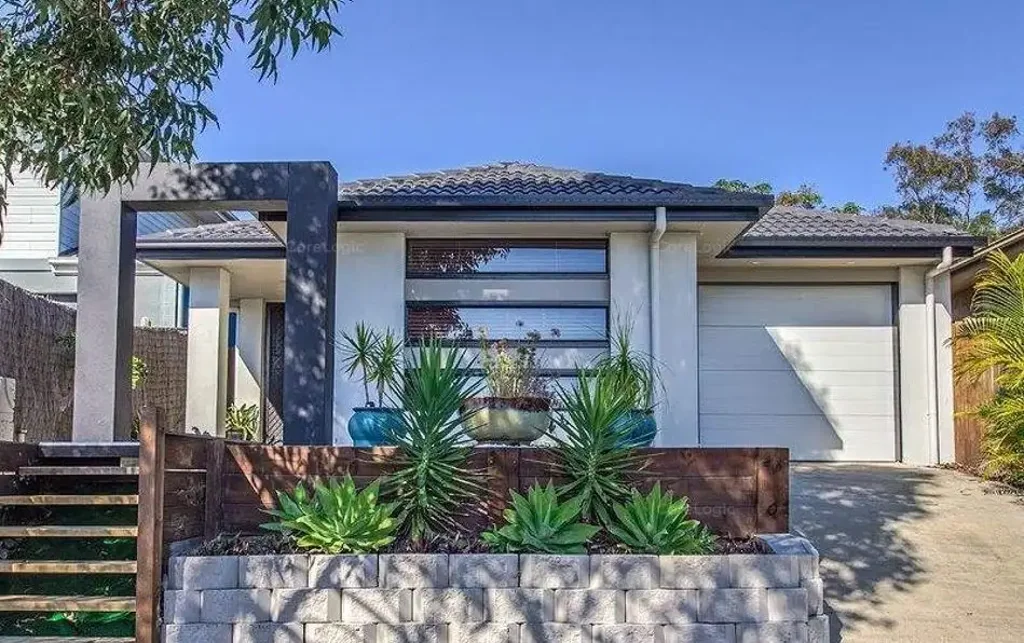 74 Mossman Parade, Waterford, QLD 4133
