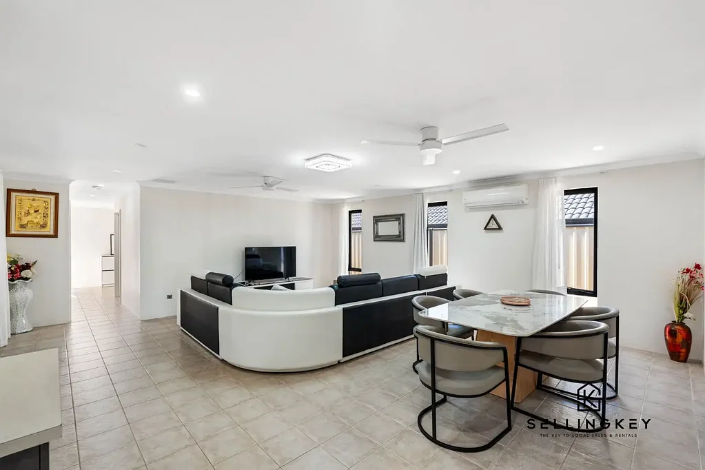Clarkson 3房  SellingKey Real Estate presents 8 Somerly Drive, Clarkson!