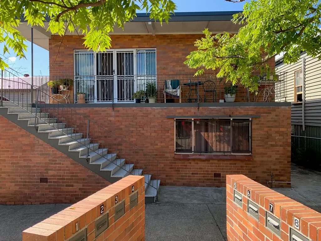 Renovated Two Bedroom Unit with Airconditioning