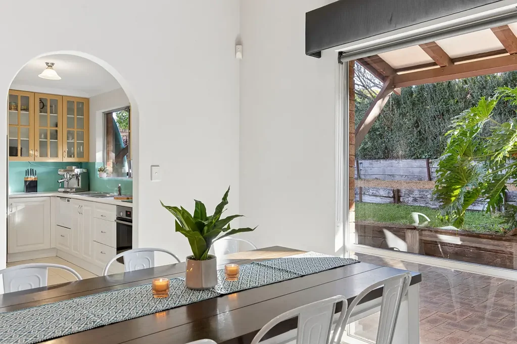 Scarborough 2 Bedroom Coastal Comfort with a Huge Private Outdoor Retreat