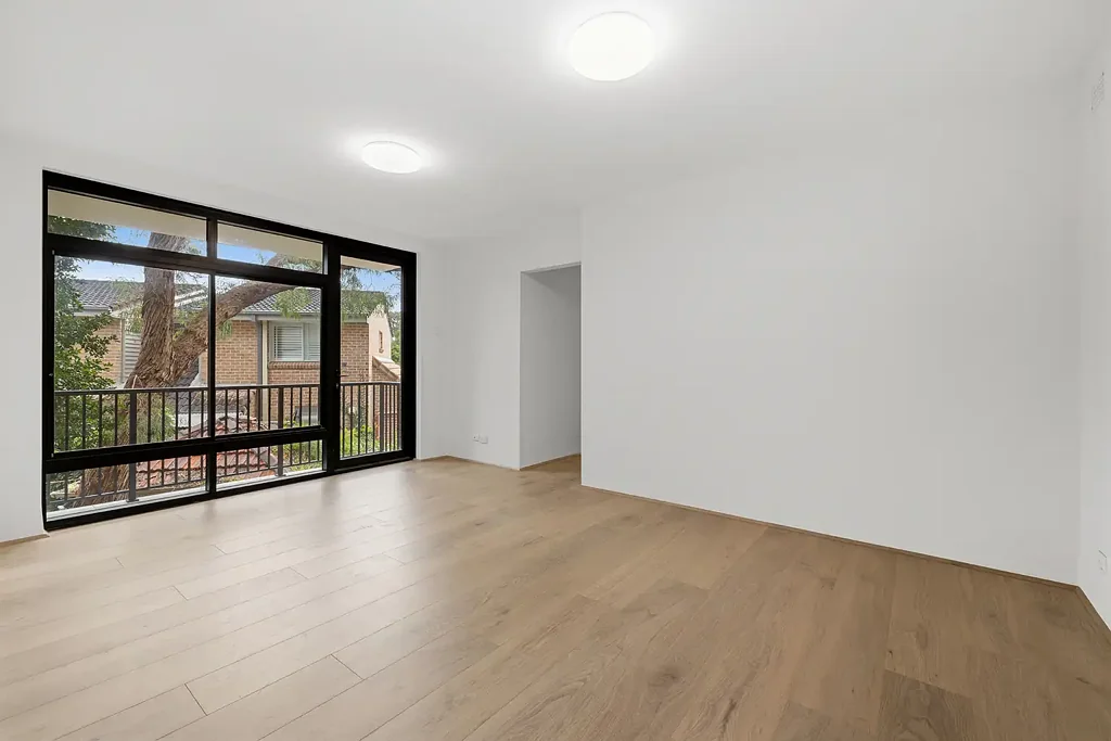 Stylishly Refurbished Apartment in Prime North Bondi Location