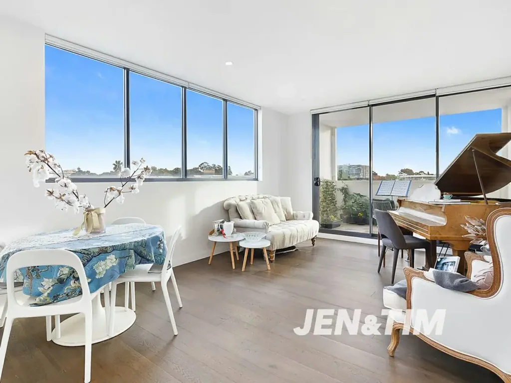 Burwood 2 Bedroom 107 SQM ON TITLE | LEVEL 7
