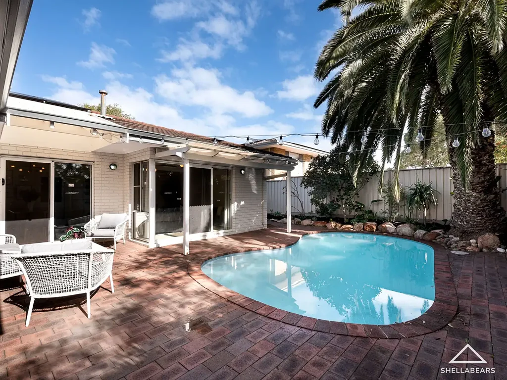 Swanbourne 4房  SPACIOUS SINGLE LEVEL HOME - SECLUDED LOCATION