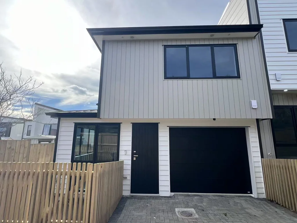 Brand New Executive Living – Unit D, Bucklands Beach