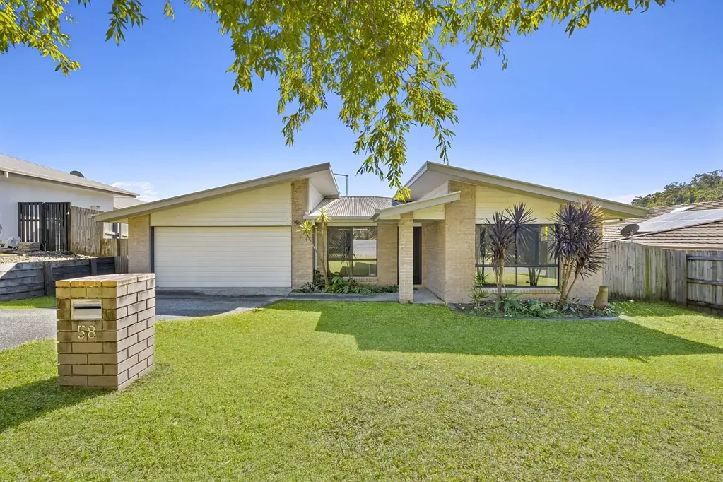 Pacific Pines 4房  Immaculate Family Home | Move-In Ready