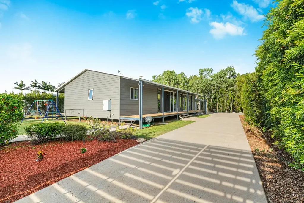 30 Godwin Drive, Mareeba, QLD 4880