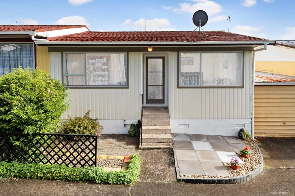 New Lynn 1房  Vendor Relocating - Must Be Sold