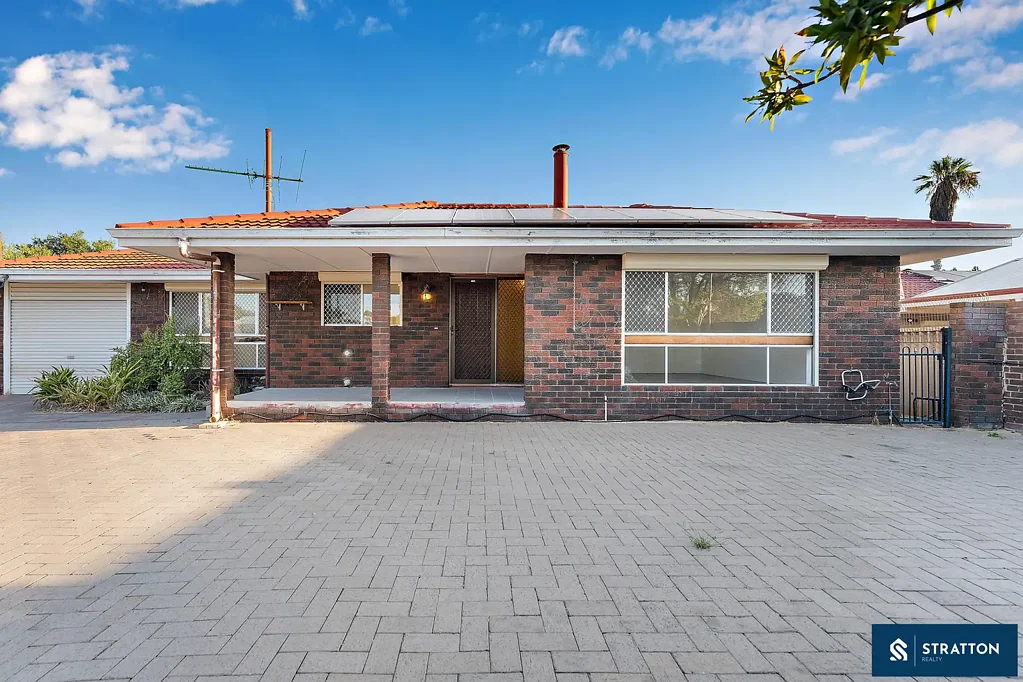 Maddington 4कमरा Well-Positioned 4-Bedroom 2-Bathroom Home With Spacious Backyard on 684sqm Block Near To Amenities!!