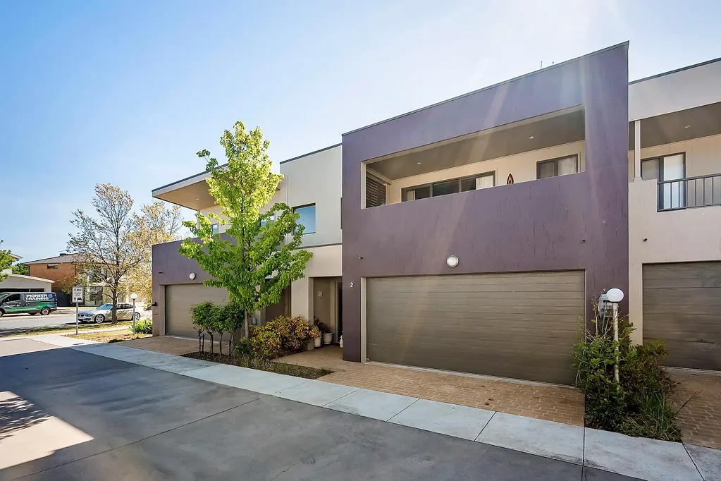 Bonython 3部屋 Spacious Townhouse Living in a Sought-After Bonython Pocket