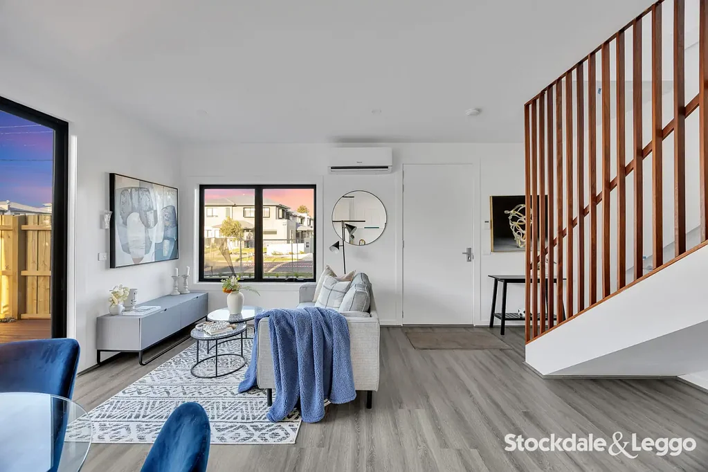 Laverton 2Phòng ngủ Brand New 2-Bedroom Townhouse with Two Ensuites in the Heart of Laverton