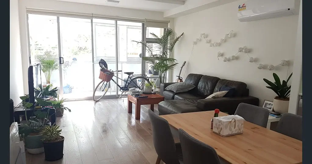 Neat One-Bedroom Apartment in the Heart of Canterbury