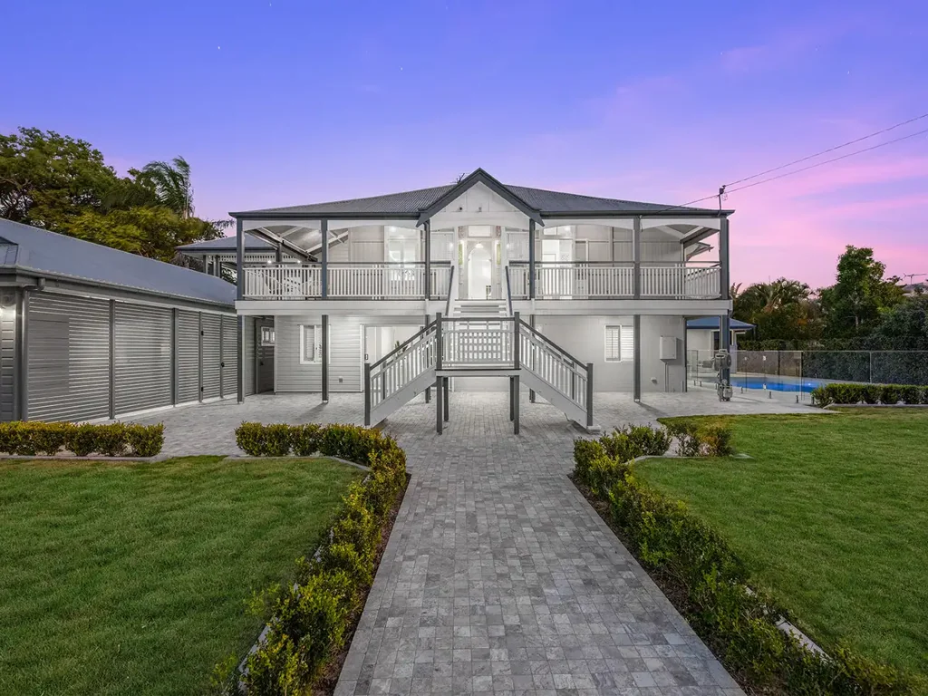 Graceville 6 Bedroom Elegantly Renovated Queenslander on Spacious Triple Lots in Graceville