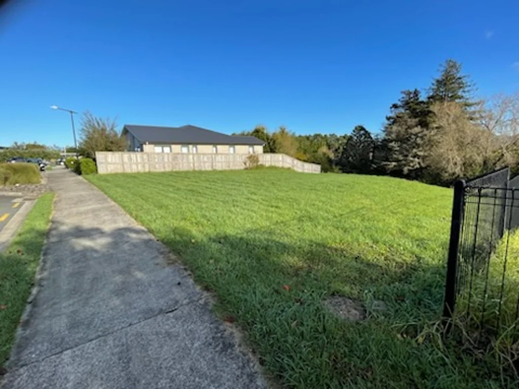 Warkworth  Rare Level 542sqm Freehold Section
