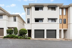 42/395 Zillmere Road, Zillmere
