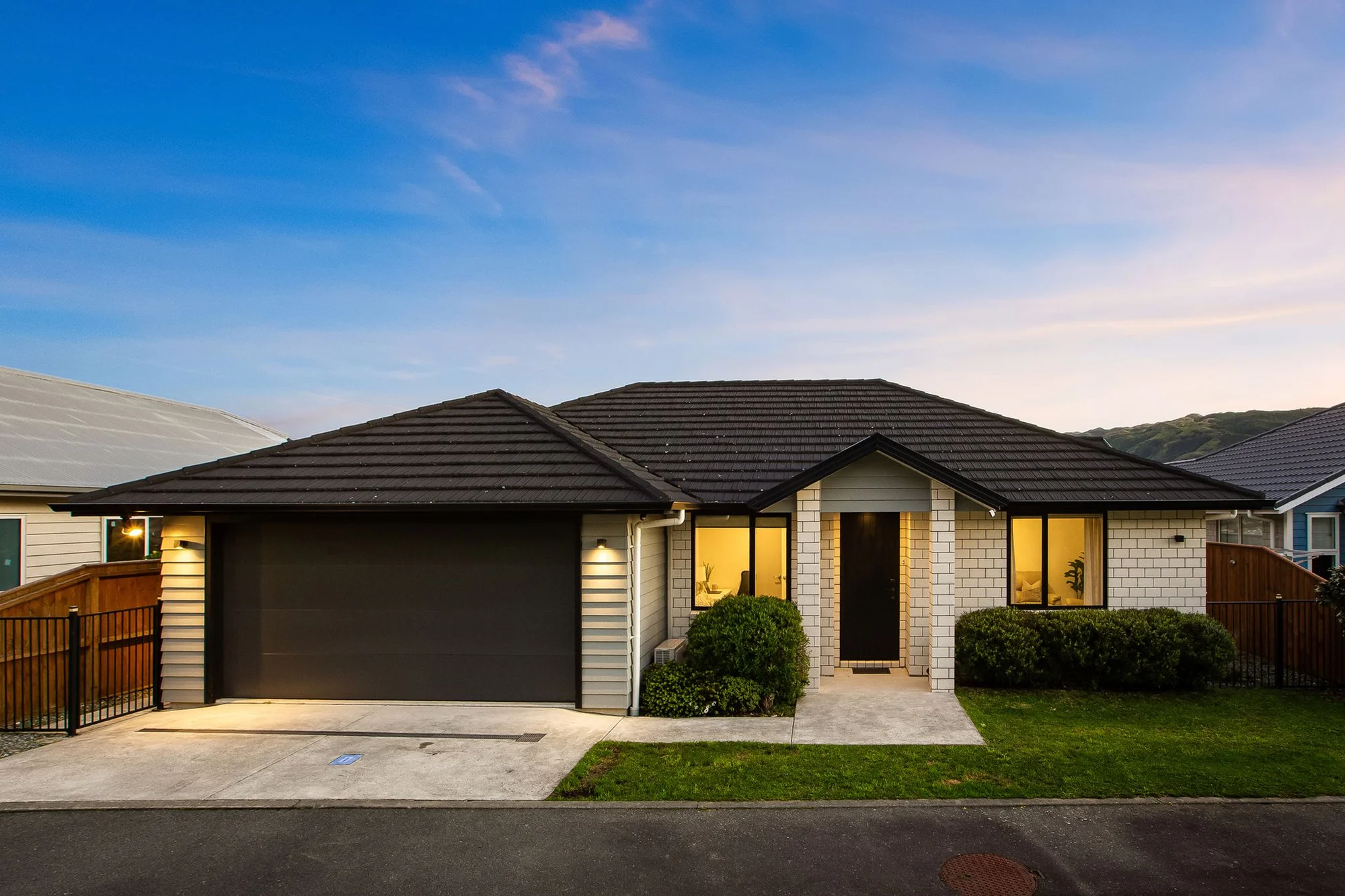 Aotea 4房  Modern, Executive and ready to move!