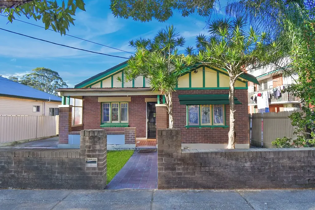 4 Bedroom Home with Large Backyard in the Heart of Wiley Park