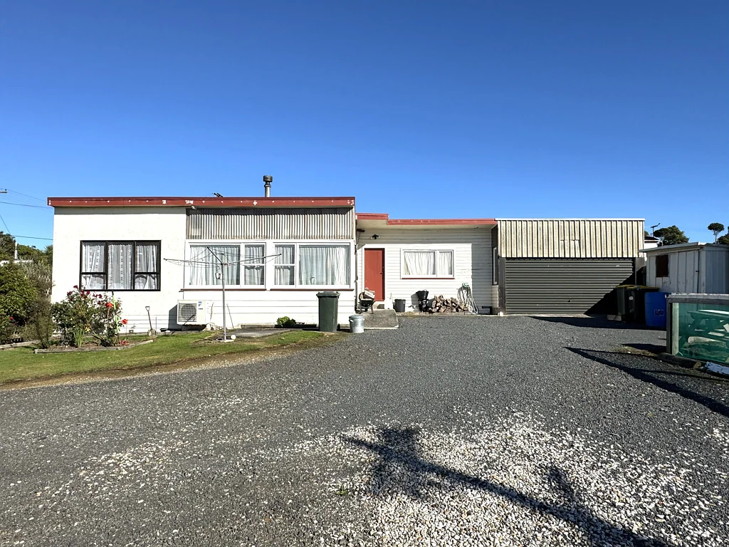 8 Kowhai Street, Kaka Point, Clutha, Otago