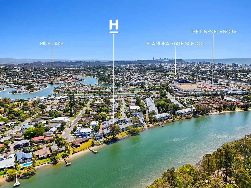 Currumbin Waters 4房  Rare Opportunity in an Exclusive Creekside Complex
