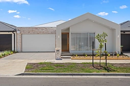 8 Coolangatta Drive, Mickleham