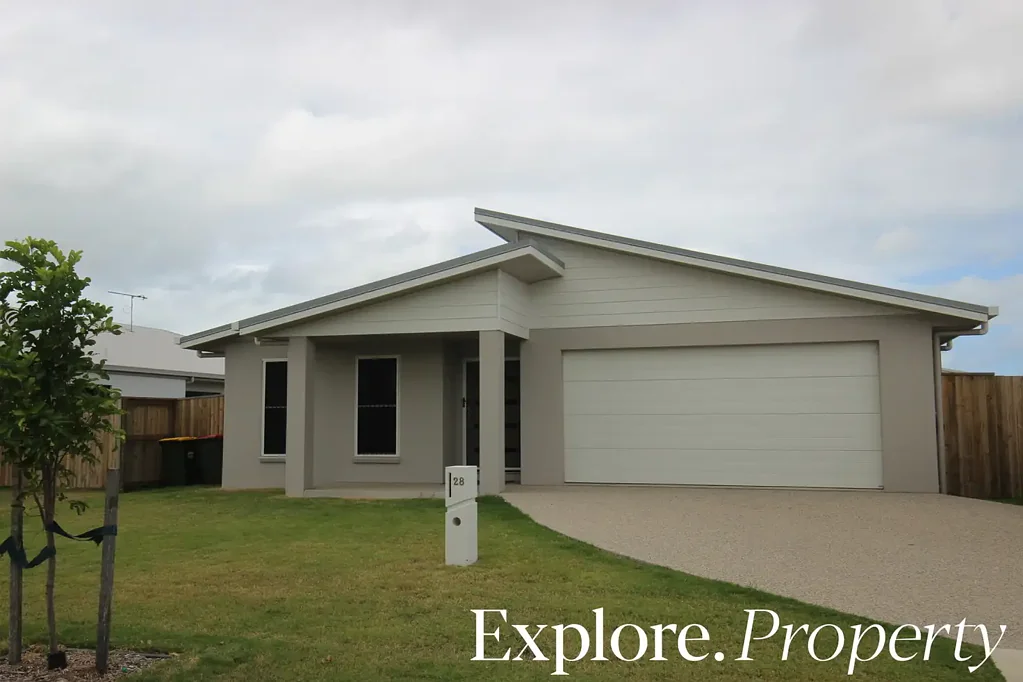 Stunning Home with Shed !!