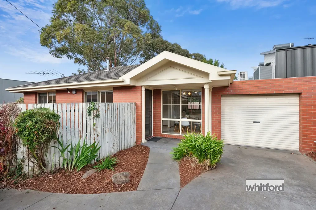 Geelong West 2Habitaciones Charming Residential Unit in Prime Geelong West Location