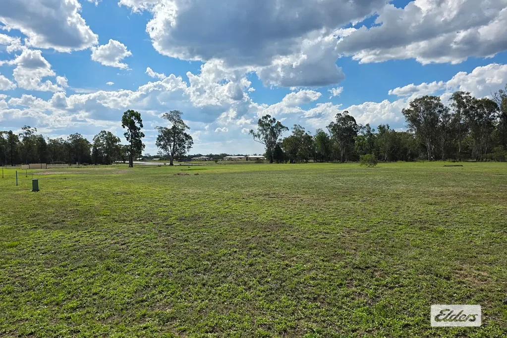 Miles Prime 1 Acre Corner Block!