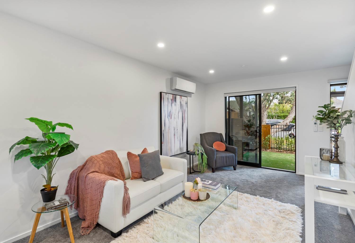 2/137 Tirimoana Road, Te Atatu South, Auckland - Waitakere, 2 ห้องนอน, 1 ห้องน้ำ