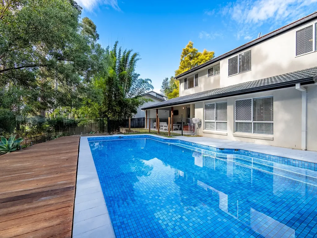 24 Banff Court, Robina, QLD 4226
