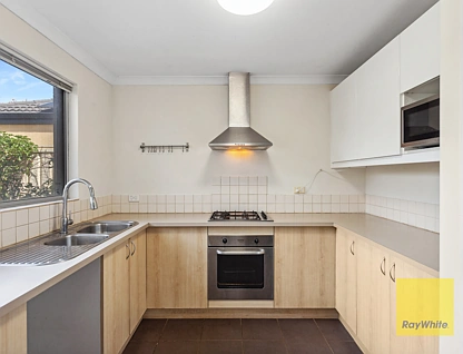 3/16-20 Hooson Way, Wilson, WA 6107, 3 ਕਮਰੇ, 2 ਬਾਥਰੂਮ, House